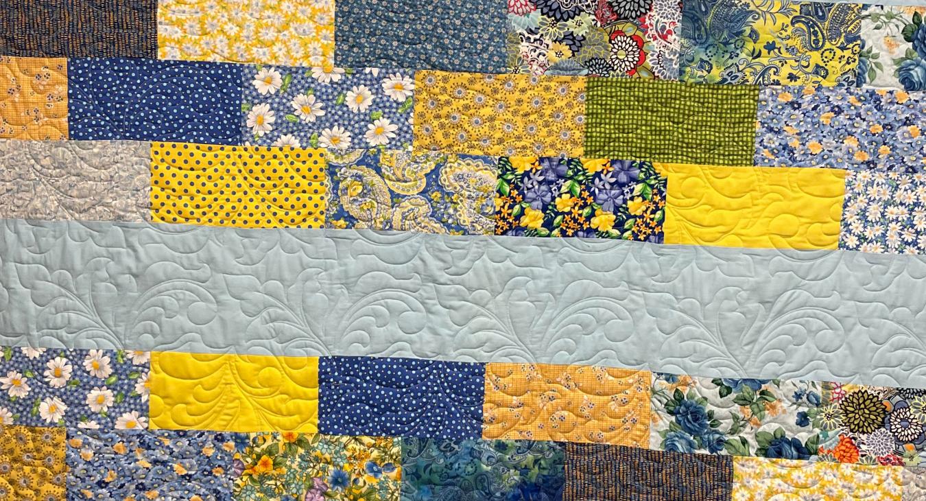 Longarm quilting services computerized edge to edge